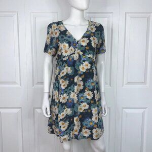 REITMANS women's size medium floral short-sleeved dress